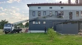 Монтаж и демонтаж конструкций на высоте — автовышка в аренду
